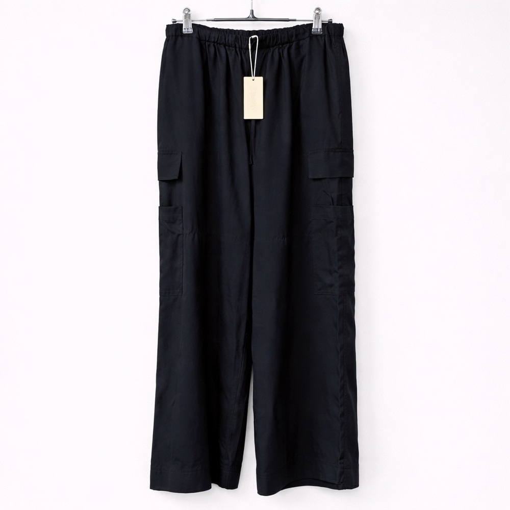 Z SUPPLY Black Wide Leg Pants Medium Cargo Travel Pants Elastic Waist Tencel NWT - Picture 6 of 8